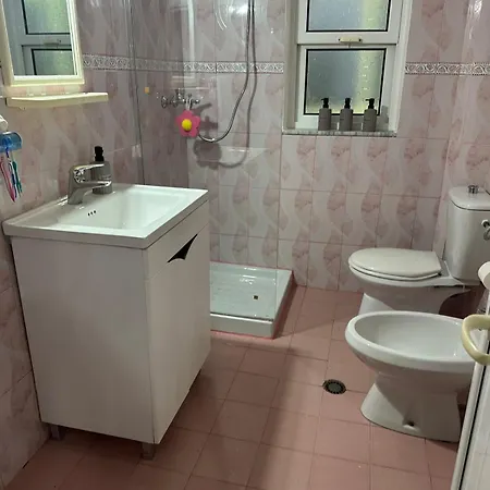 Dei Nocleg ze śniadaniem Tirana